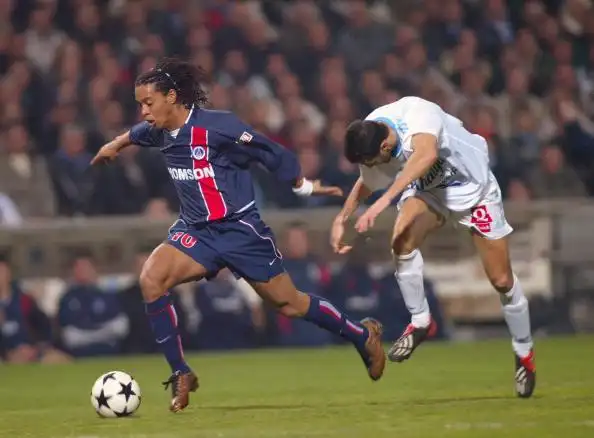 商业赞助以 商业赞助以