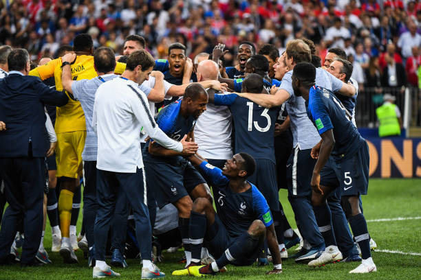 赛的激烈争 赛的激烈争